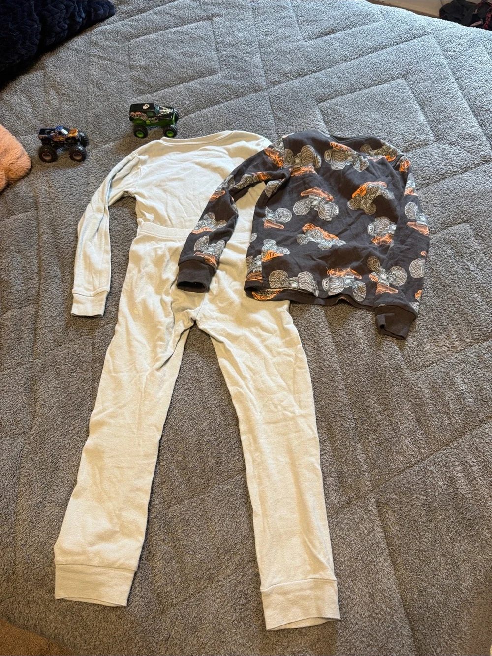 Carter's Monster Truck 2-Piece Pajama Set - Beige & Black